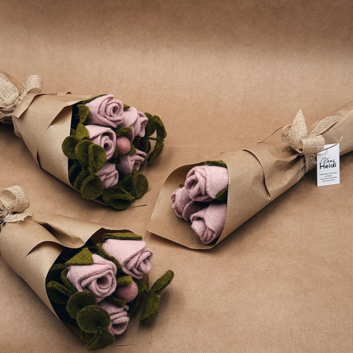 BOUQUET "Délicate" DE 3 ROSES SPÉCIAL FÊTE DES MÈRES – NEW HEIDI
