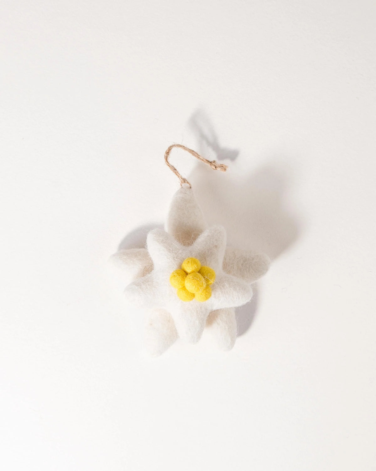 Edelweiss a suspendre en feutrine.