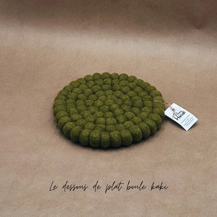 Dessous de Plat en Boules de Feutrine – Création Artisanale & Colorée New Heidi