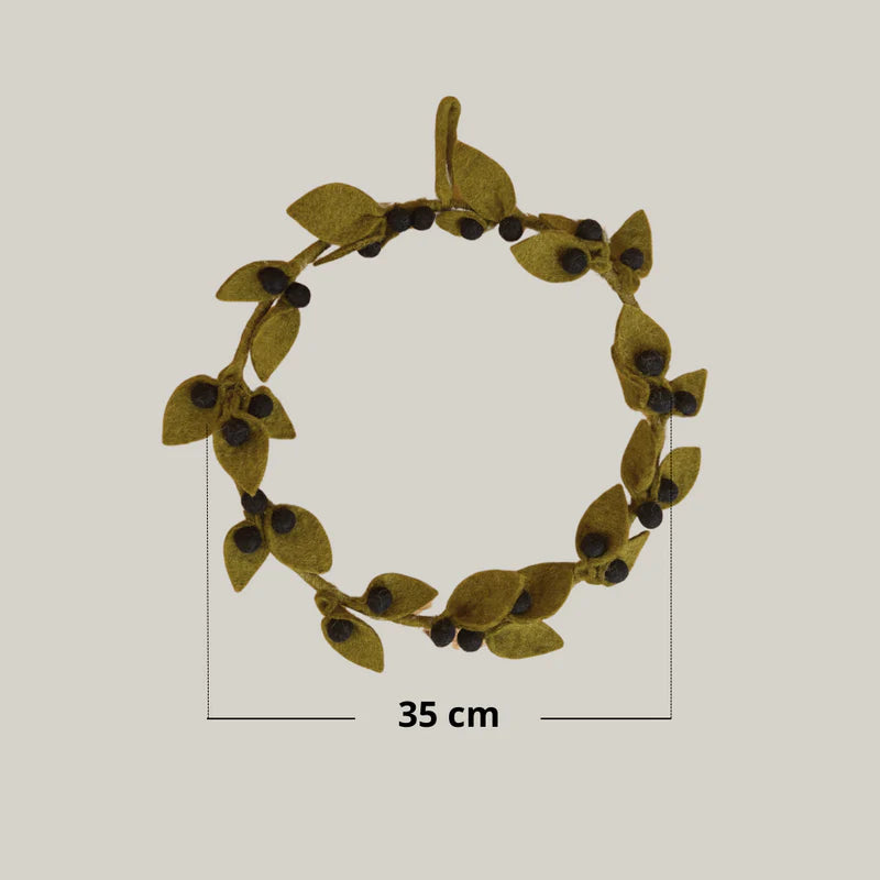 Dimensions de la couronne de myrtilles New Heidi : 35 cm de diamètre.