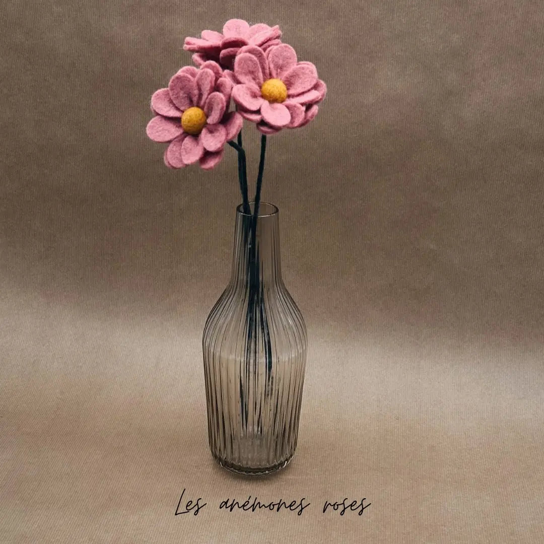 erplain_file_id:174737 - Anémones Roses en Feutrine – Création Artisanale New Heidi