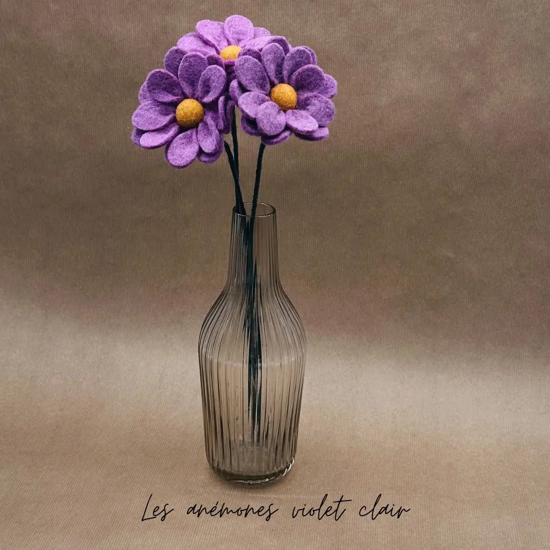 erplain_file_id:174751 - Anémones Violet Clair en Feutrine – Création Artisanale New Heidi