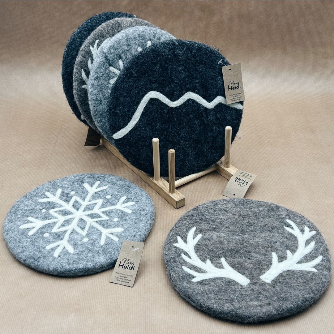 Les dessous de plats à motifs brodés New Heidi