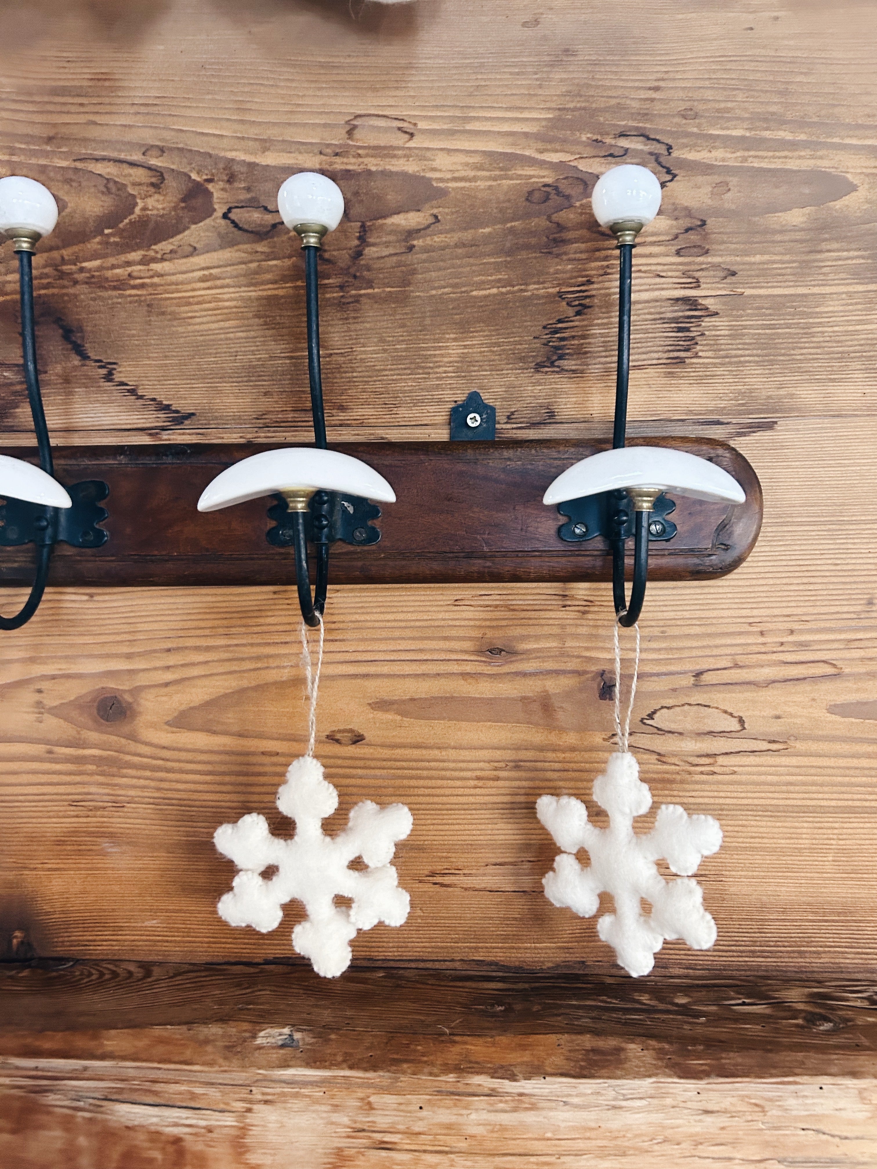 Flocon à suspendre - Décoration artisanale et éco-responsable | New Heidi ❄️