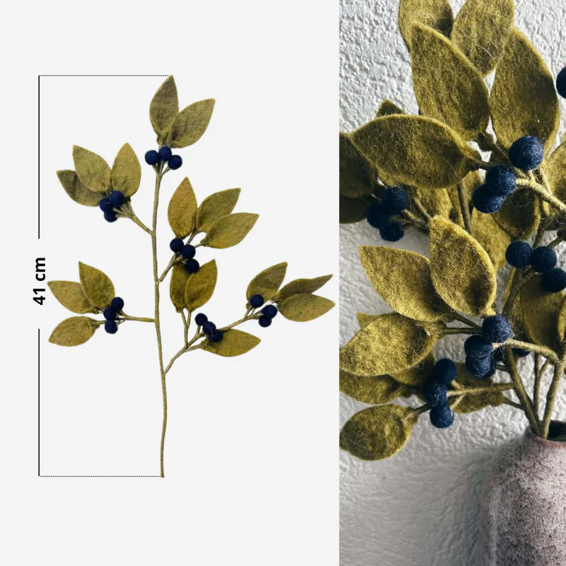 Guide des dimensions pour une branche de myrtille New Heidi : hauteur de 41 cm avec baies bleues et feuilles vertes.