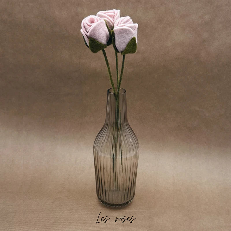 erplain_file_id:174148 - Roses Roses en Feutrine – Décoration Florale New Heidi